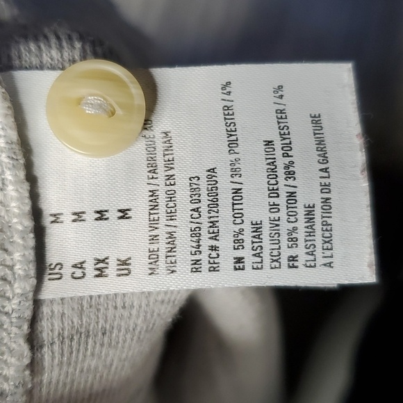 AMERICAN Eagle medium gray long sleeve henley shirt - Picture 6 of 6